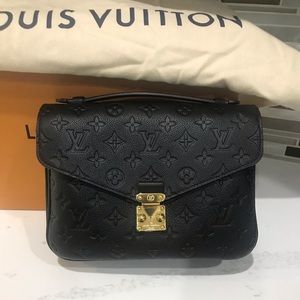 Louis Vuitton pochette Metis